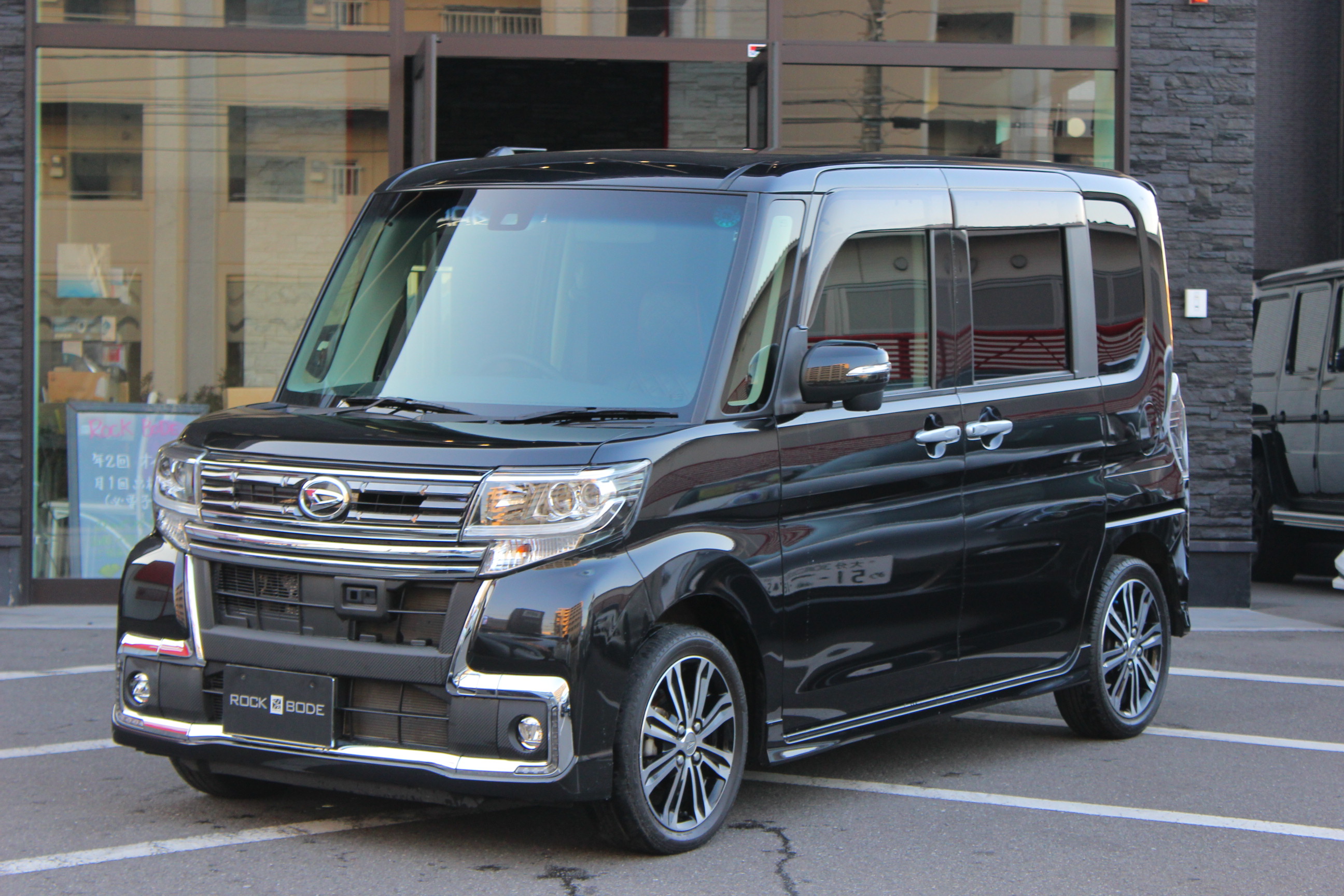 ダイハツ タント カスタムRS トップエディションSAII 社外ナビB 